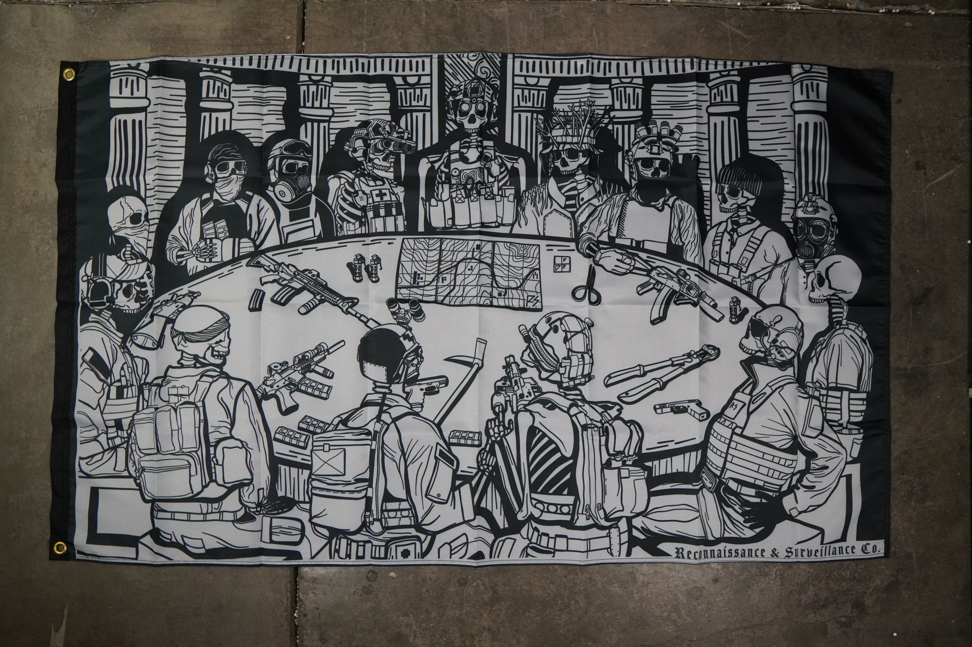 RAIDERS AT THE ROUND TABLE FLAG